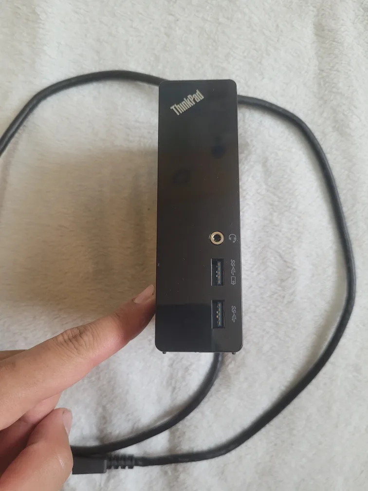 Lenovo ThinkPad OneLink Dock - Midnight Black image indicator(2)