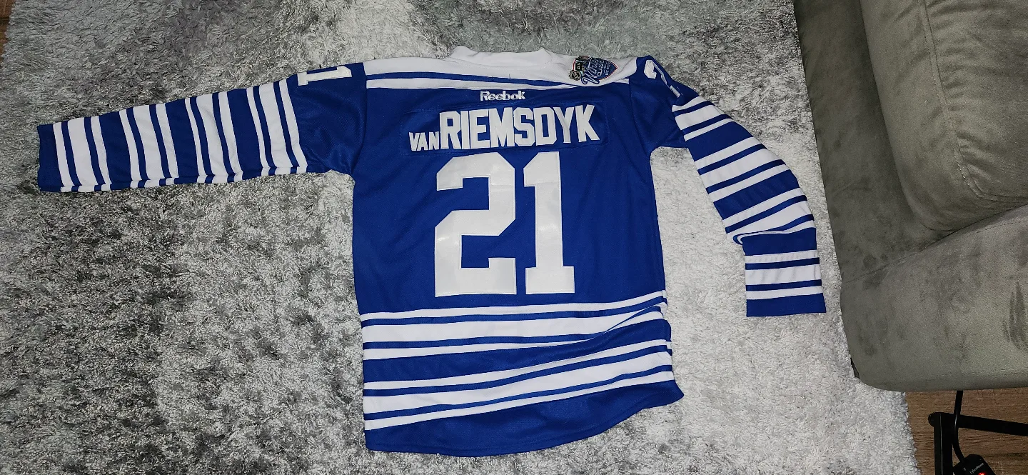 Toronto Maple Leafs 2014 Winter Classic Jersey image indicator(2)