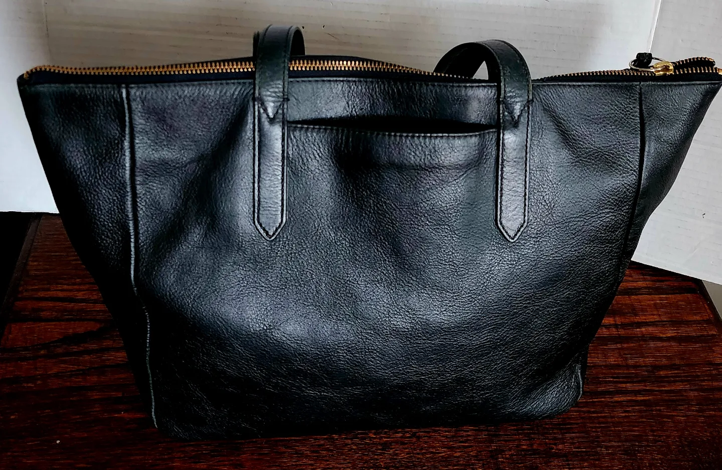 Fossil Leather Tote Bag image indicator(3)