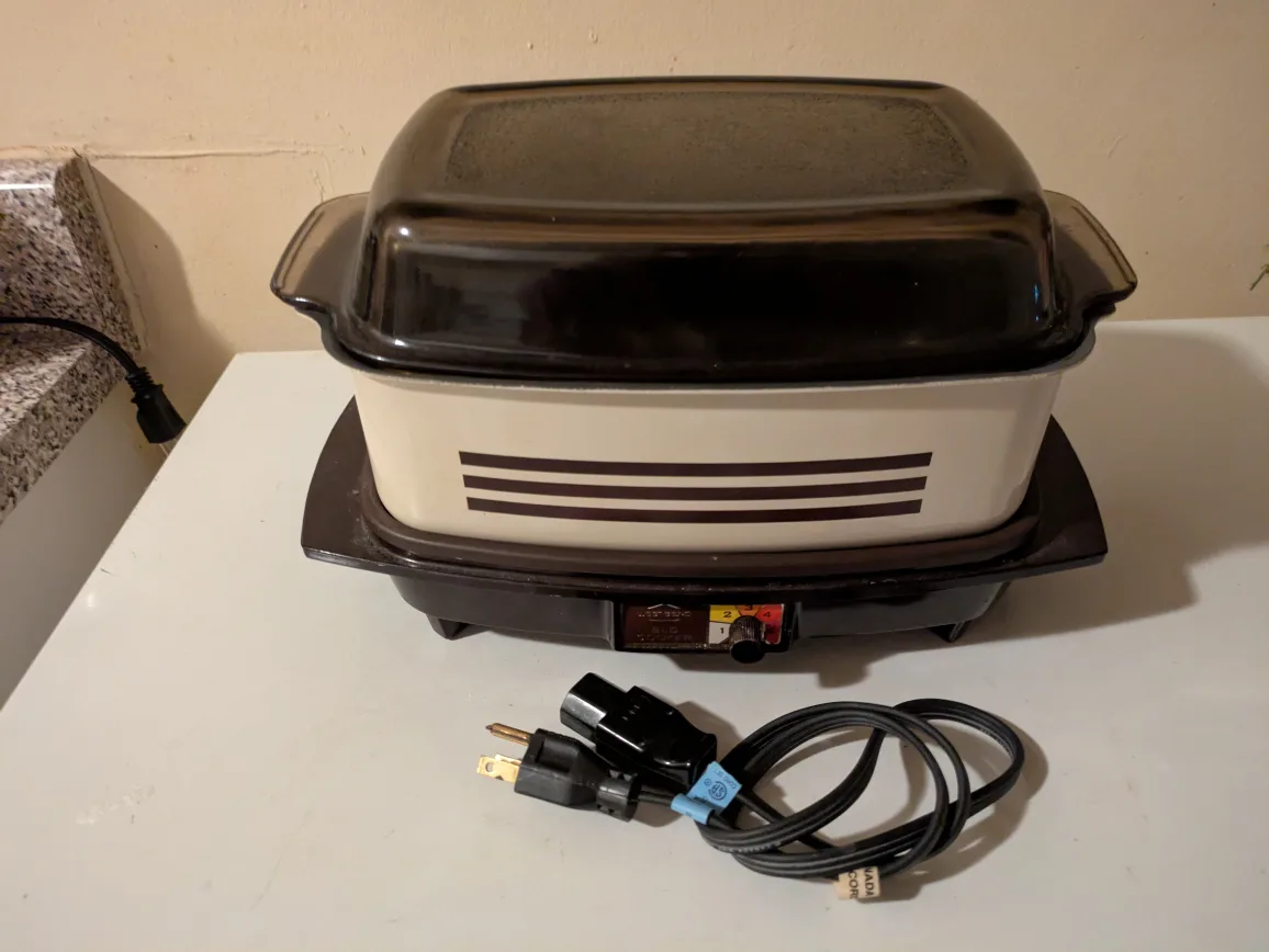 Rival 3L Slow Cooker image indicator(2)