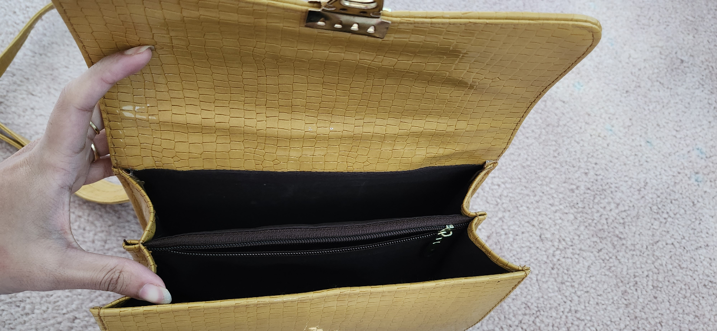 Mustard Yellow Crocodile Pattern Handbag - photo 3