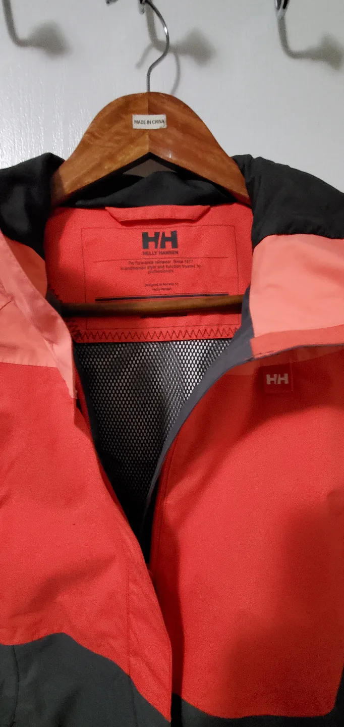 Helly Hansen Women's Jacket [L] image indicator(2)