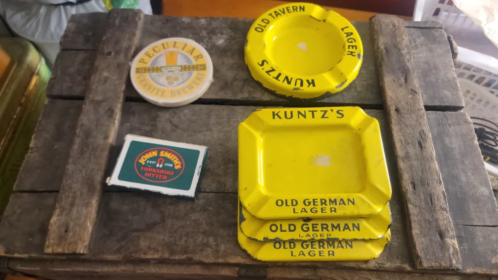 BREWERIANA FOR SALE image indicator(7)