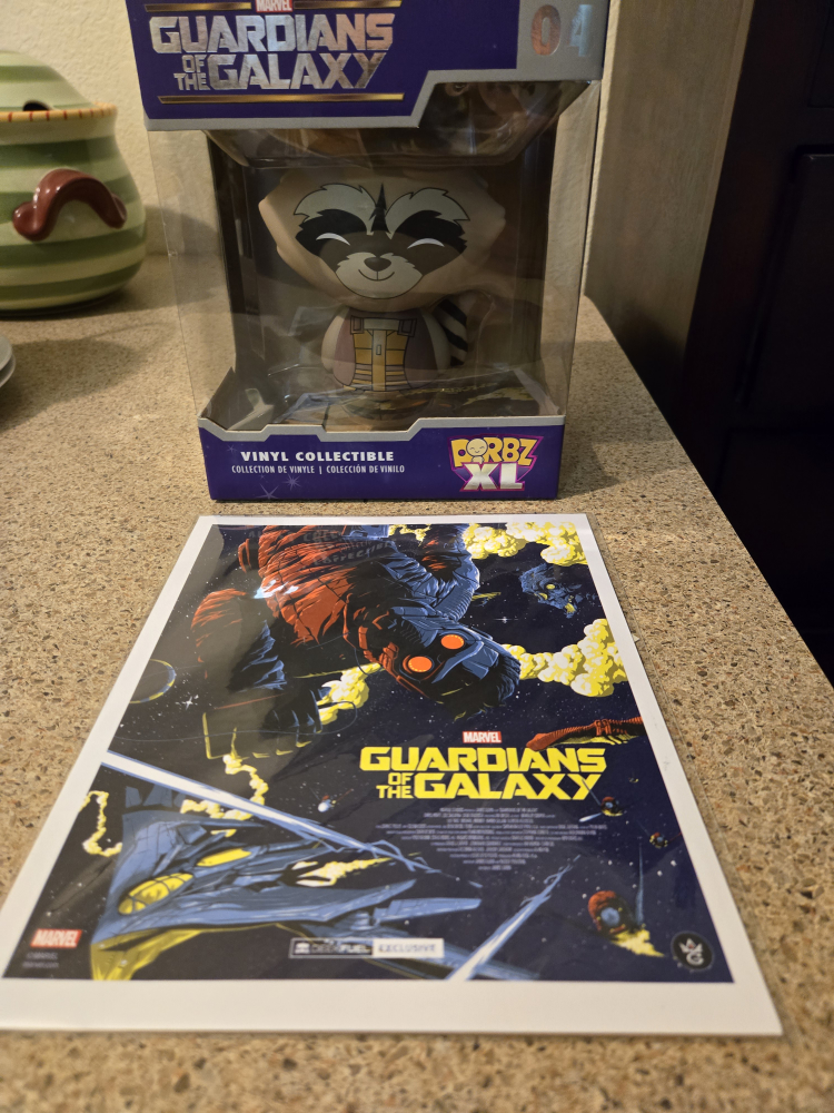 Guardians of the Galaxy  Collectible Figure with Art Print