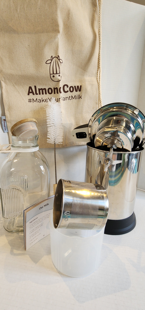 Almond Cow Plant Milk Maker Kit - Like New in Box - photo 4