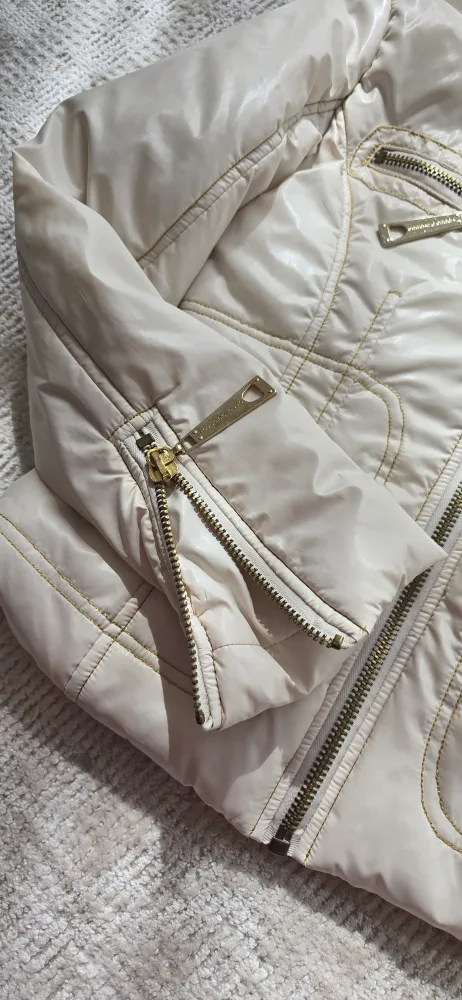 Authentic Rocobaroco jaket size 2 or xs image indicator(4)