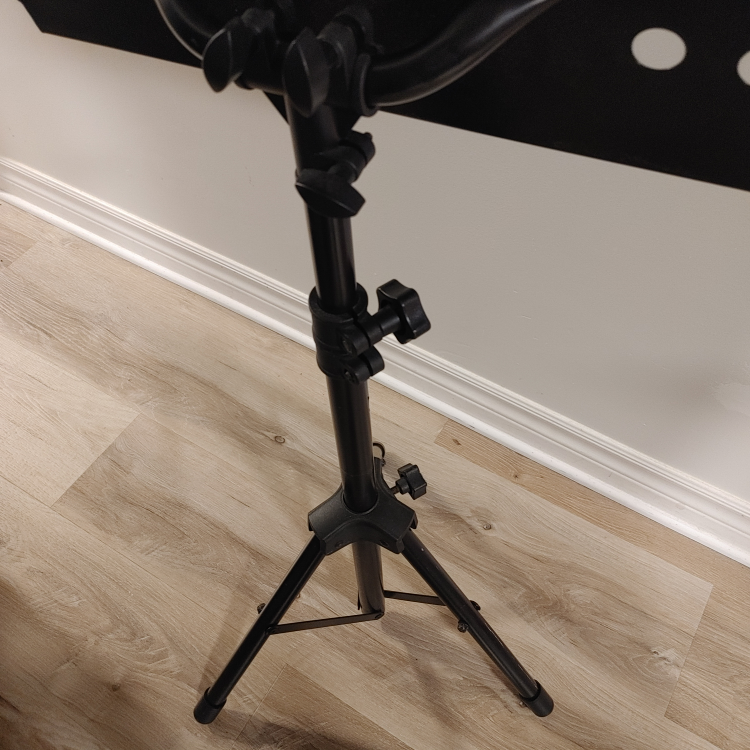 Yorkville Sound BS-310 Deluxe Large Music Stand - photo 2