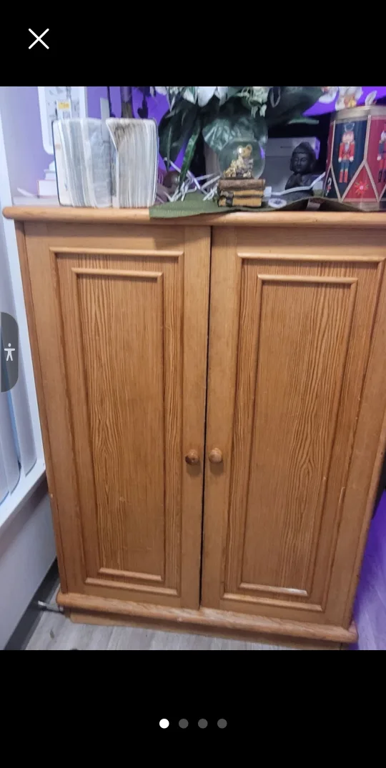 Wooden Shoe Cabinet with Two Doors image indicator(5)
