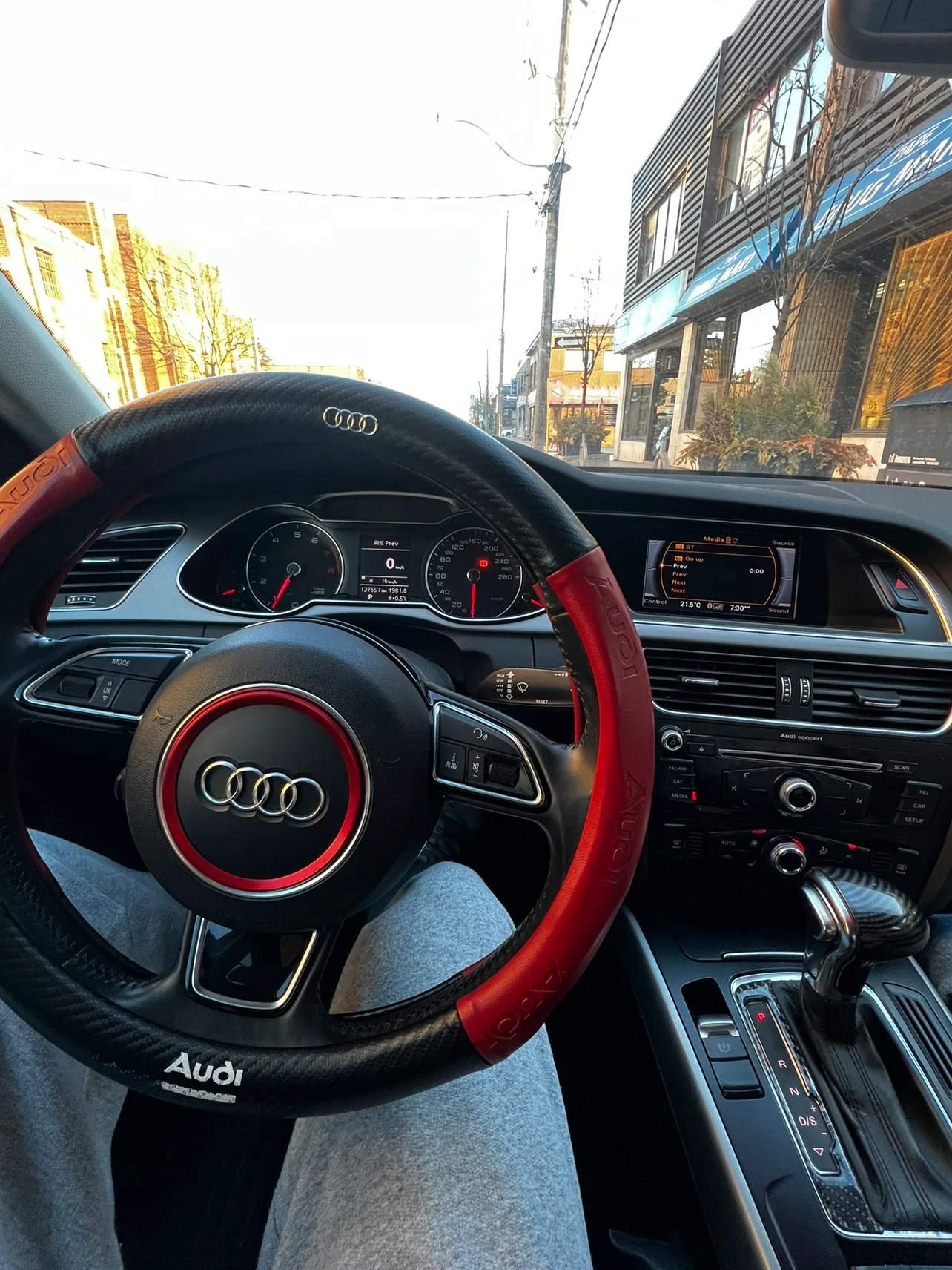 2013 Audi A4 b8.5 (Accident free - 137, 657km) image indicator(10)