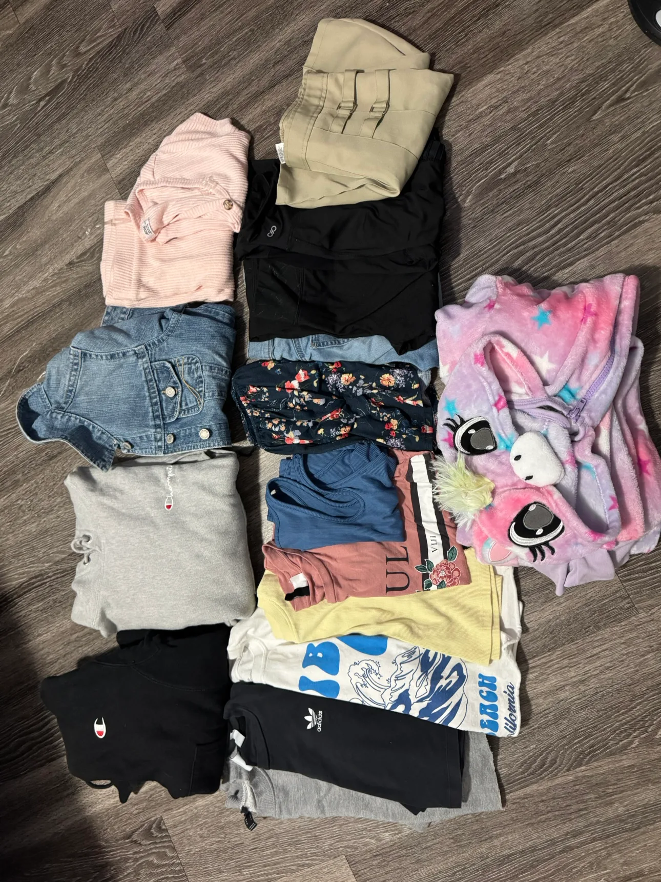 Teens clothing xs-s thumbnail