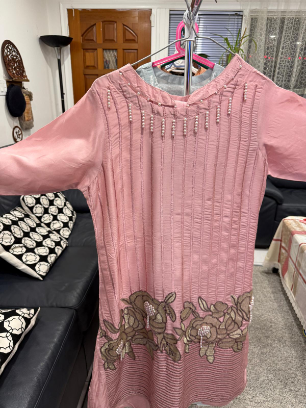 Beautiful Pakistani Shalwar Kameez Collection (5 pieces)