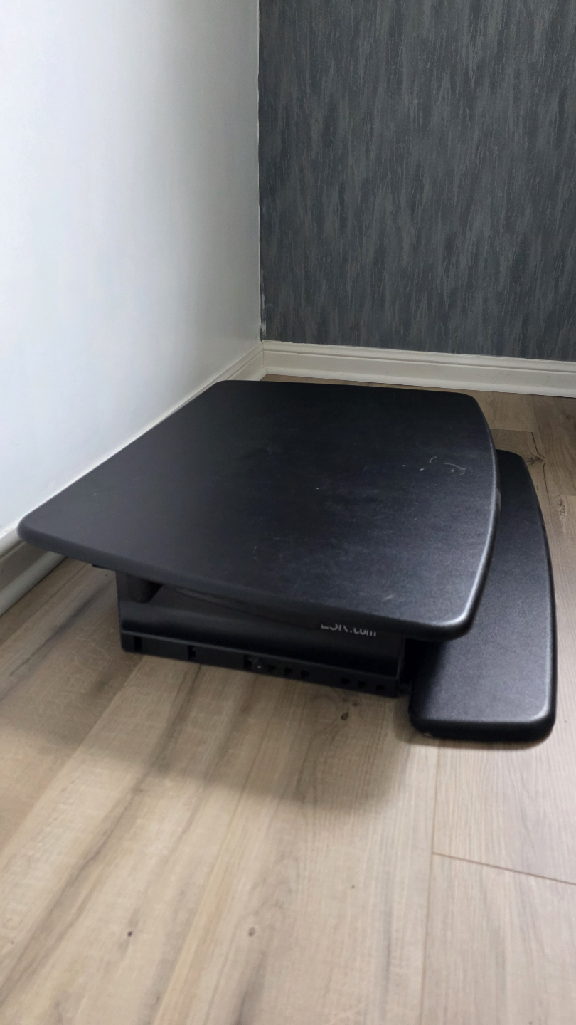 VariDesk Pro 36 Stand-Up Desk Converter - photo 4