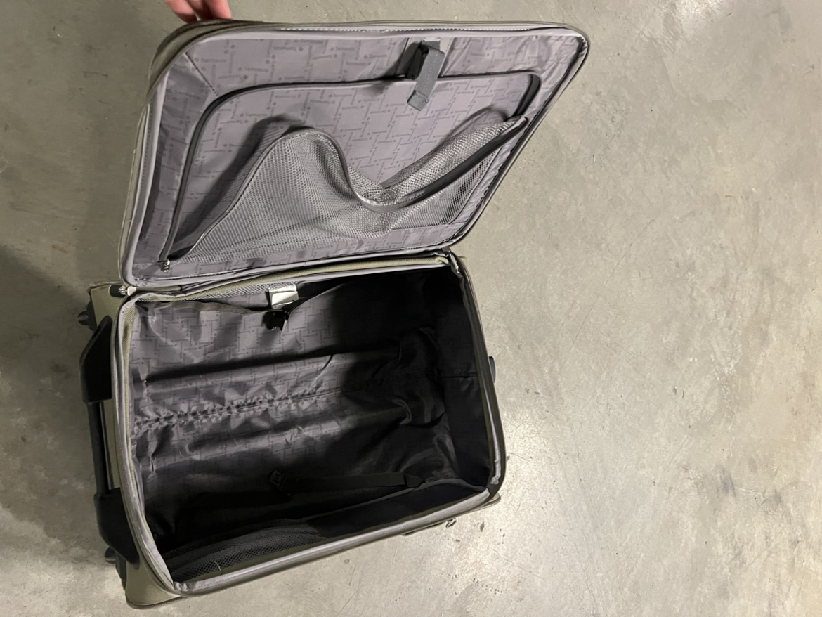 17" Samsonite Rolling Suitcase - Olive Green - photo 4