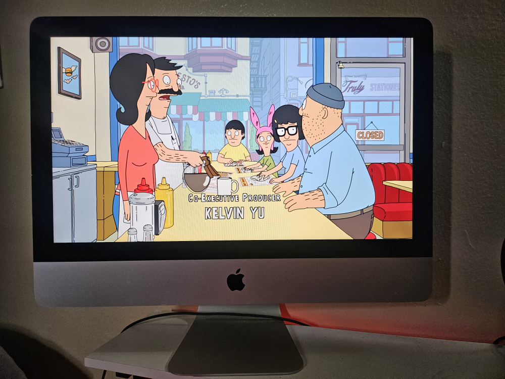 Apple iMac 21.5-inch Late 2015 - macOS Monterey