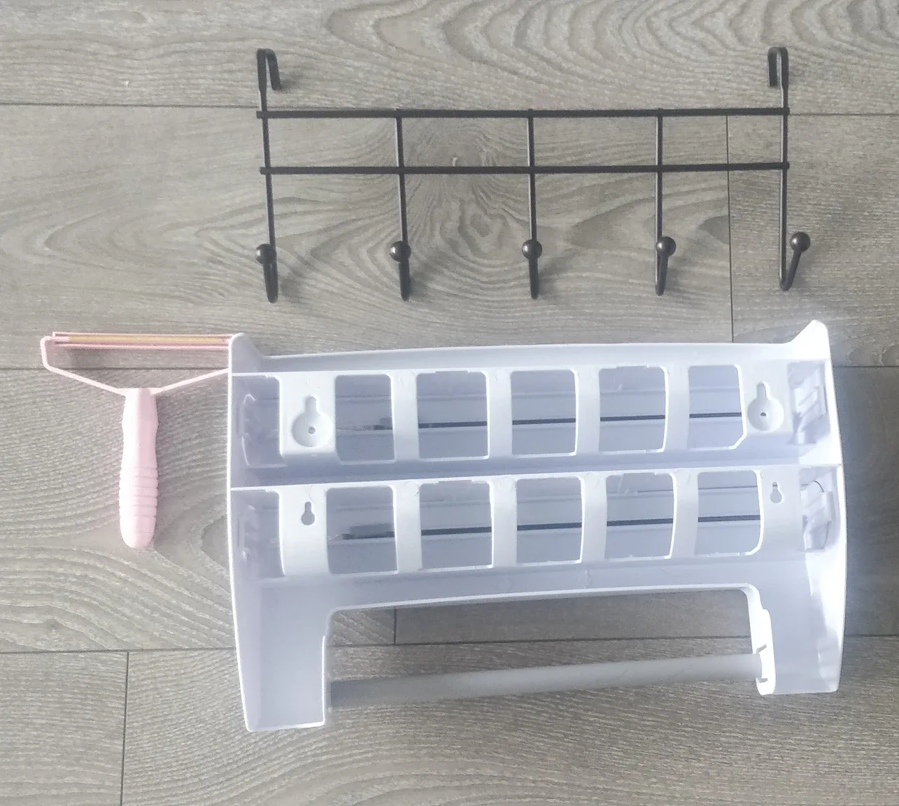 Home Organizer Bundle: Wrap Dispenser, Hook Rack & Lint Remover image indicator(2)