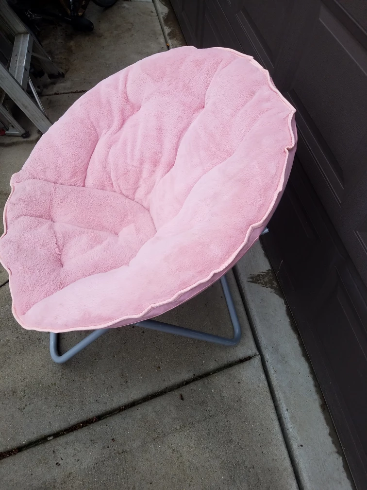 Pink Saucer Chair - photo 3