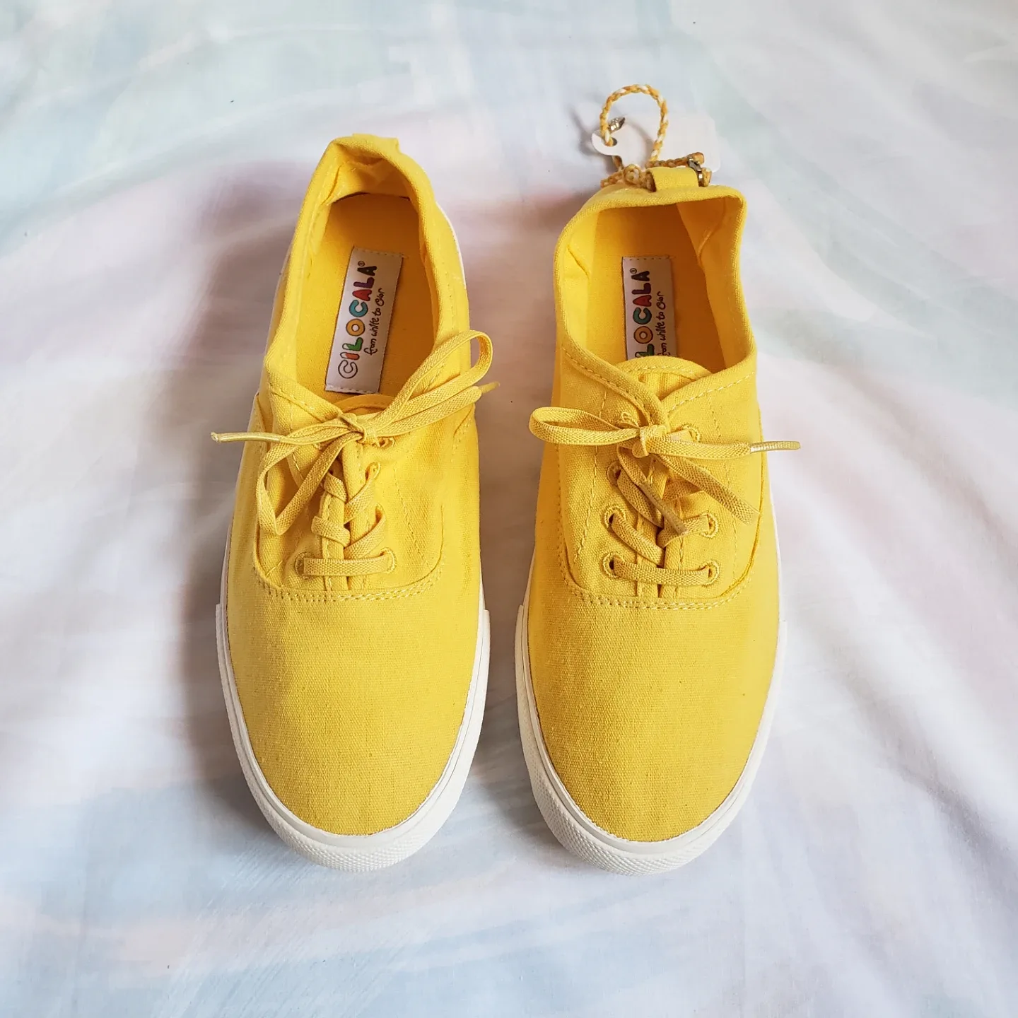 🆕Yellow Canvas Shoes image indicator(2)