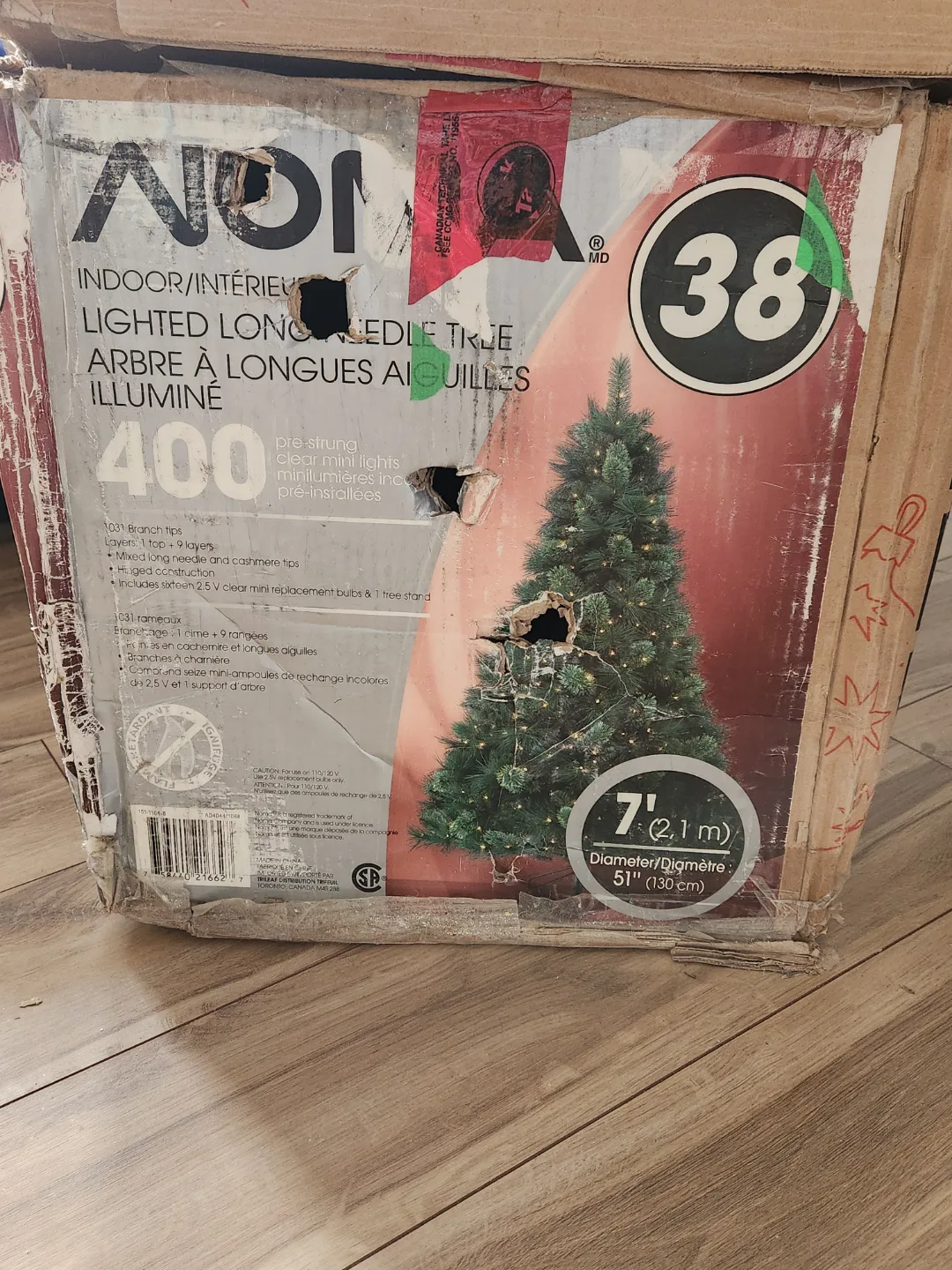 7ft Noma Artificial Christmas Tree 400 lights image indicator(2)
