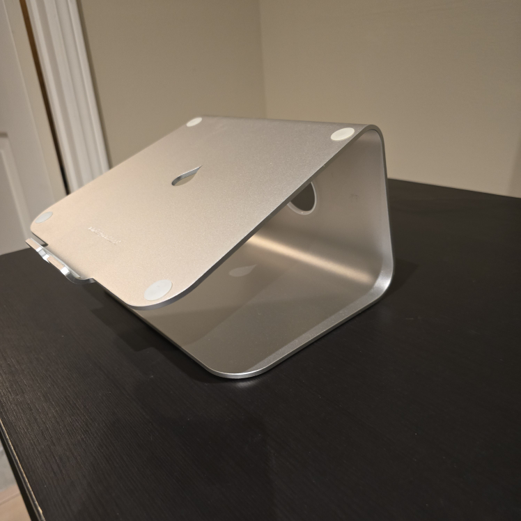 Laptop Stand - Ergonomic Design - photo 3