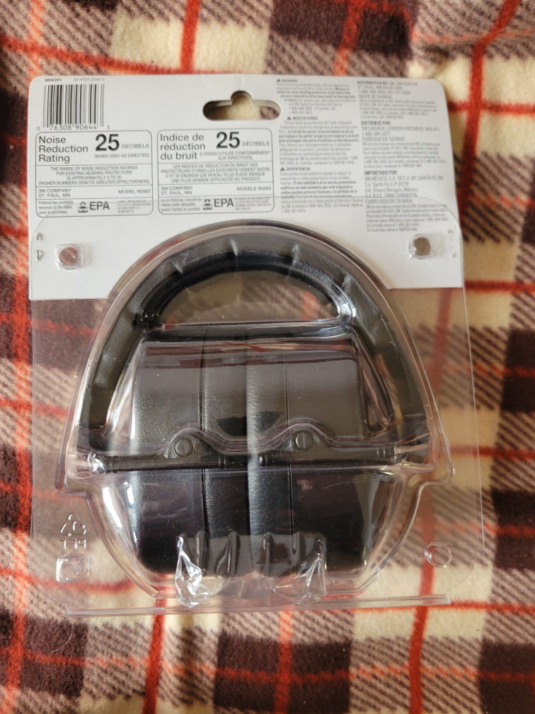 3 M Earmuffs for your music enjoyment - photo 2