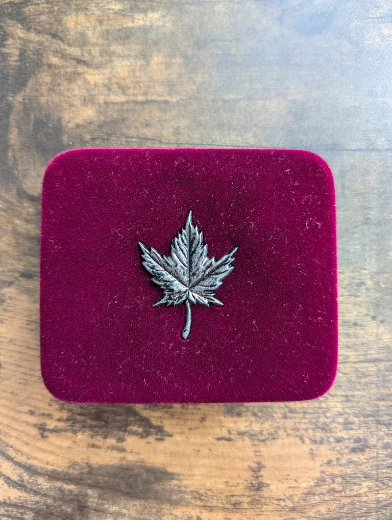 1982 Canada $1 Dollar 1867 Confederation Constitution Coin image indicator(6)