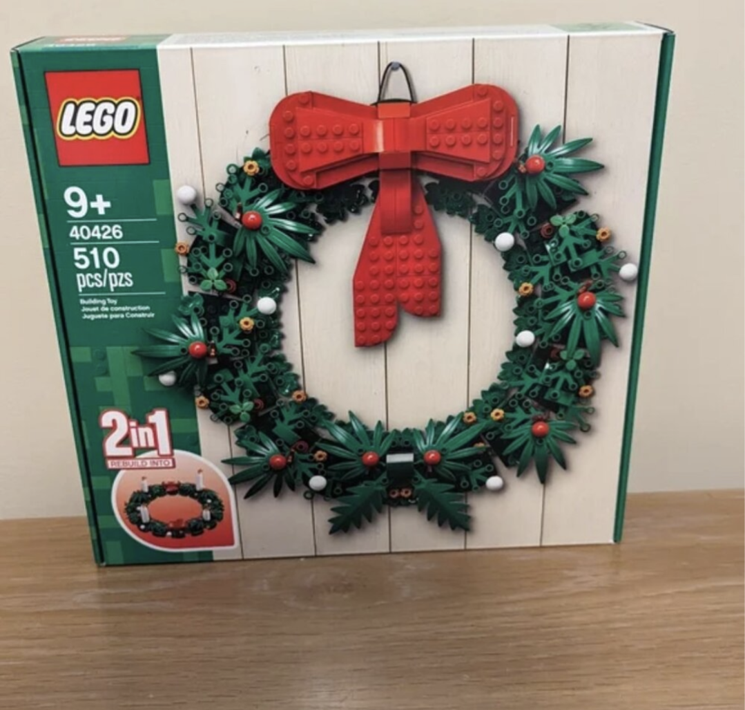 LEGO 40426 Christmas Wreath 2-in-1 Building Kit