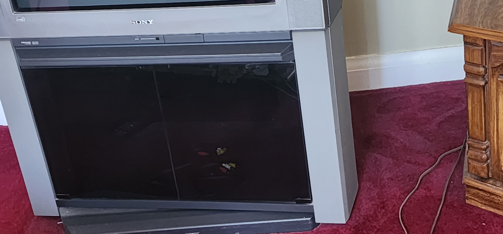 Vintage Sony Trinitron XBR TV with Stand - photo 3