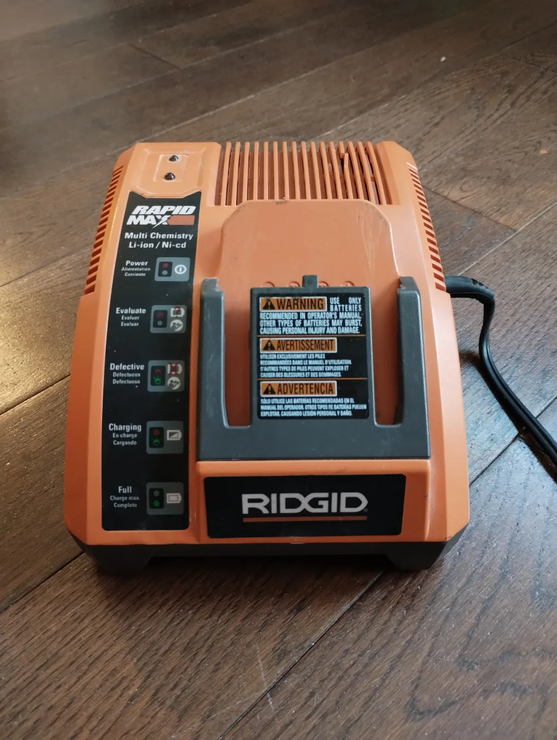 RIDGID Rapid Max Multi Chemistry Li-ion/Ni-Cd Battery Charger thumbnail