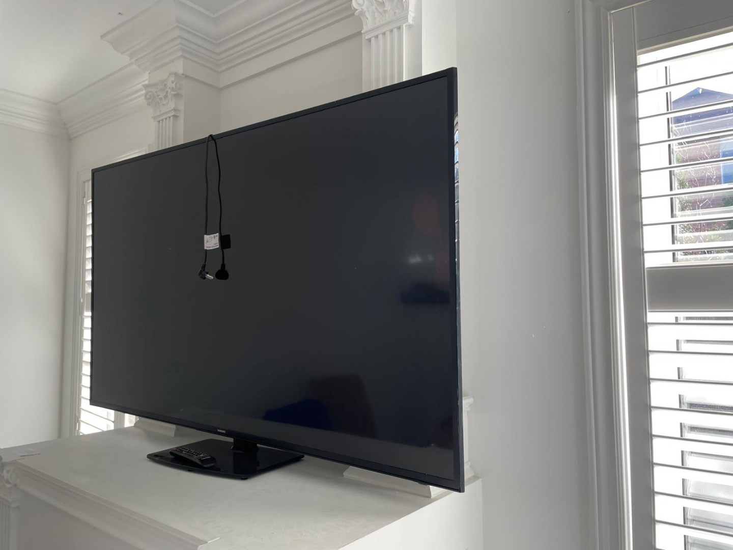 Samsung 65" Smart TV OUT OF SERVICE.