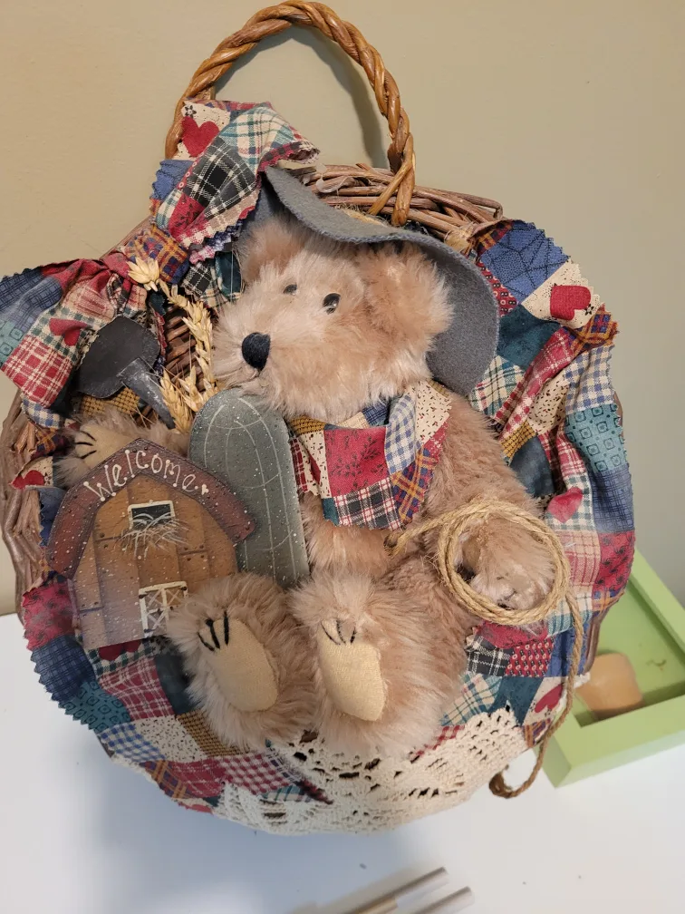 Adorable Stuffed Bear in Patchwork Basket image indicator(2)