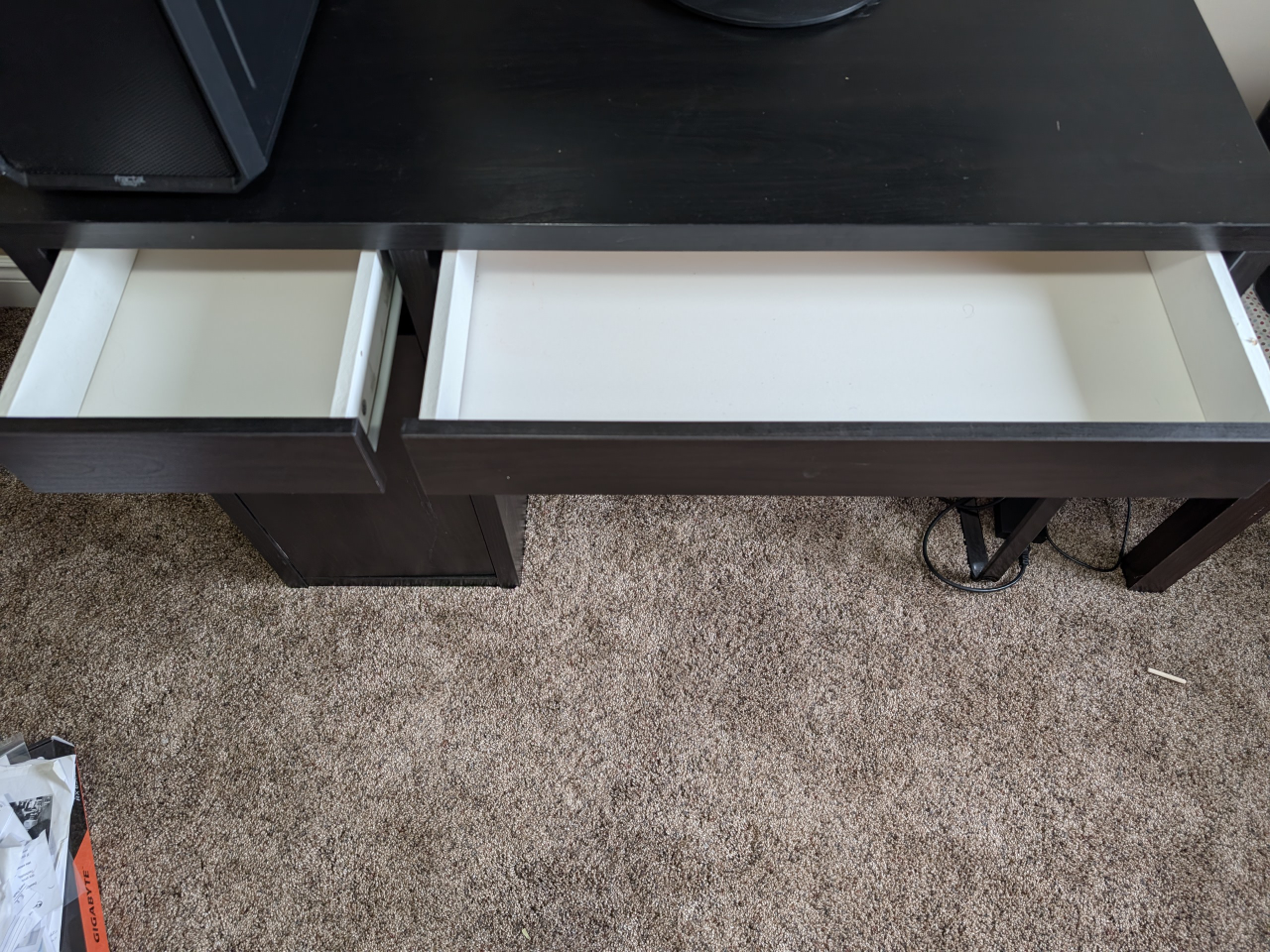 IKEA MICKE Desk - Black-Brown - photo 4