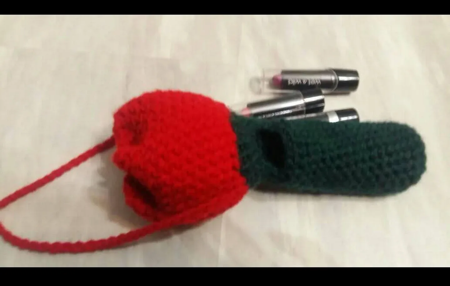 Handmade Crochet Lipstick Holder Tulip Rose thumbnail