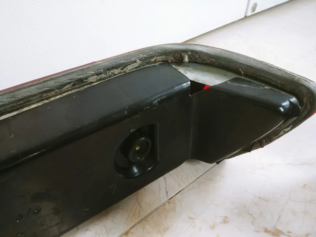 W116 Mercedes Benz OEM  tail lights image indicator(10)