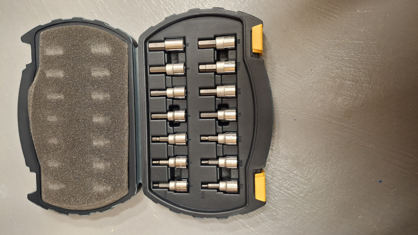 Brand new Mastercraft Socket Bit Set Combo, 14-pc - photo 2
