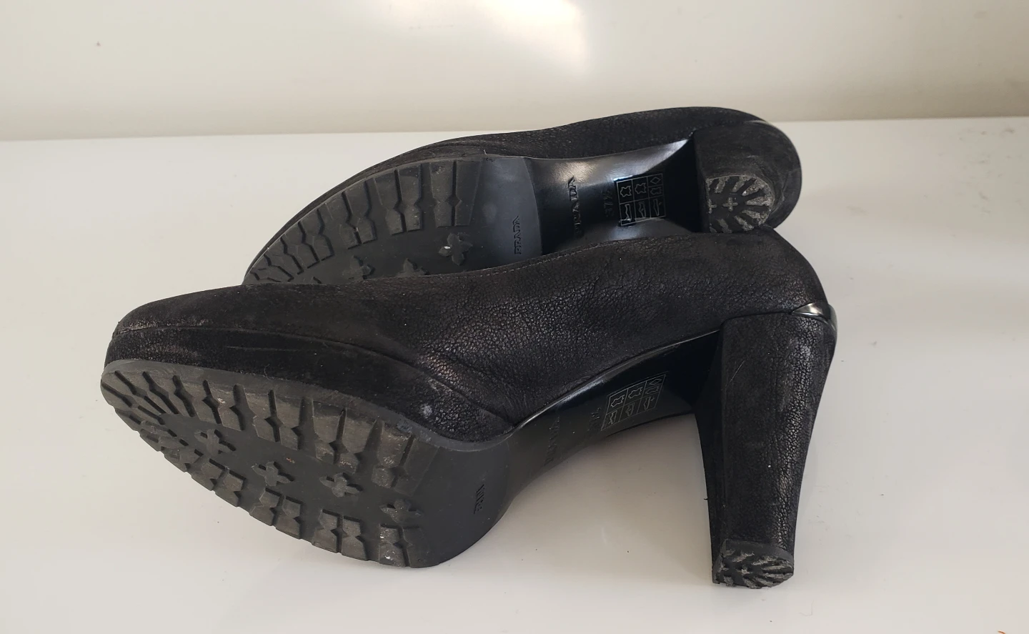 Prada Suede Leather Black Heels w Metal Heelplate Detail - photo 5