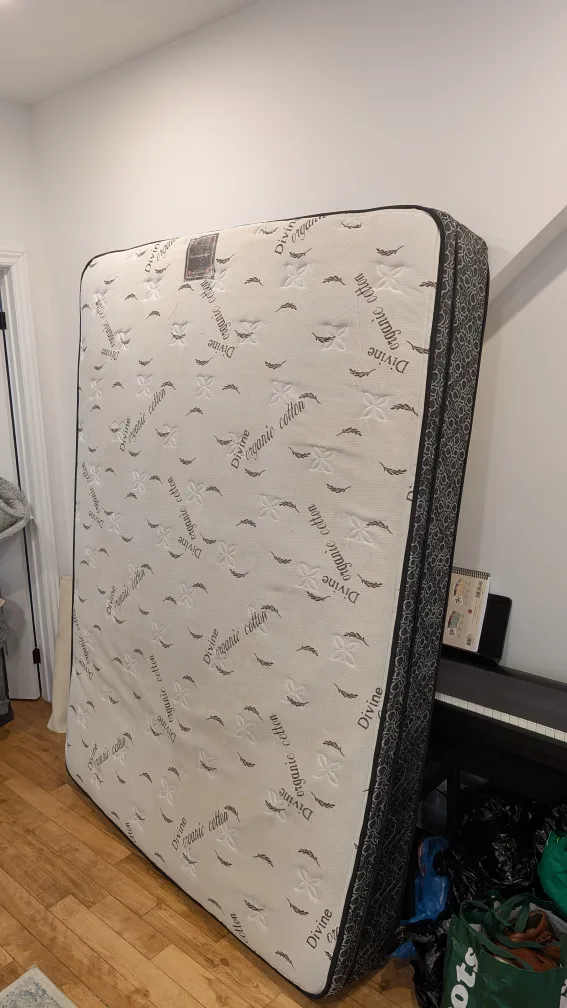 FREE Orthopedic Pillow Top Queen Mattress, MUST GO TODAY image indicator(2)