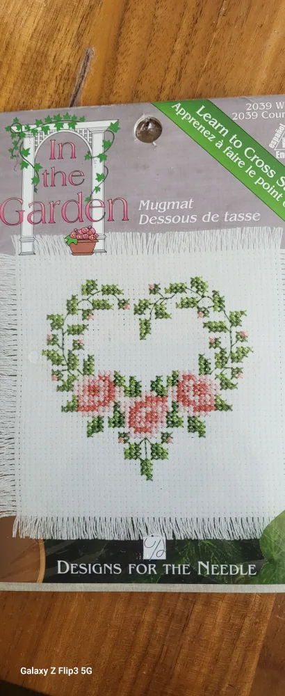 Cross Stitch Mug Rug Kits - Two Designs 💚 image indicator(4)