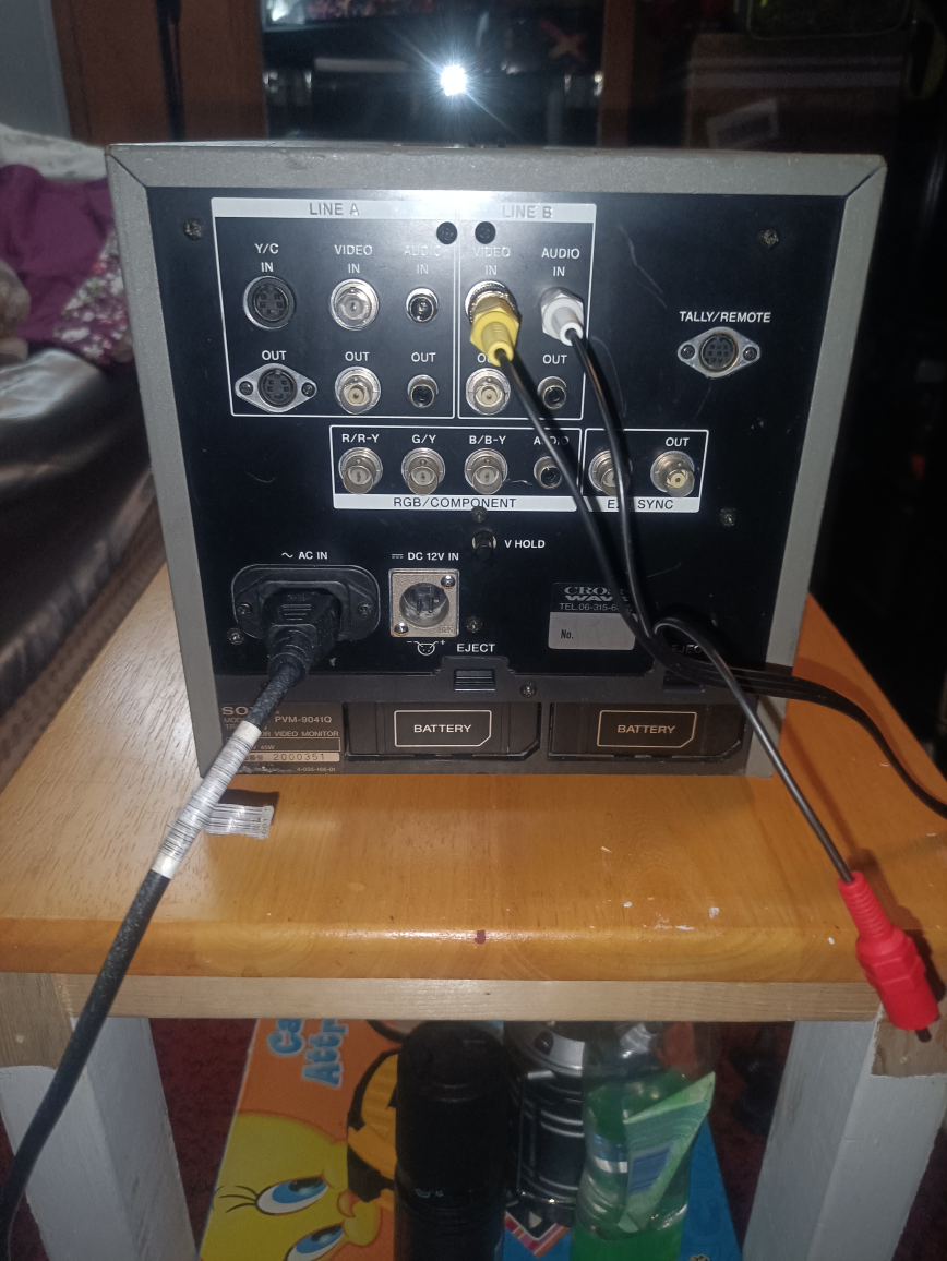 sony trinitron pvm 9041q rgb/component svideo and composite - photo 2