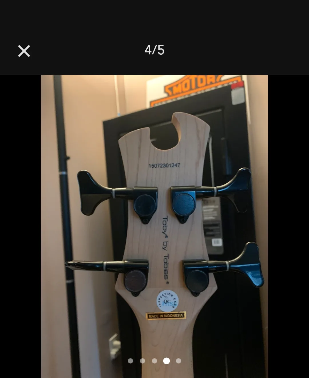 Toby by Tobias Bass Guitar with Gig Bag image indicator(4)