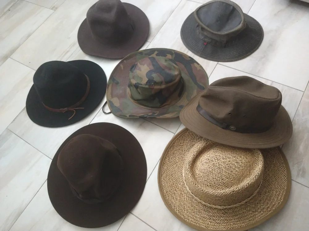 Assortment of  Hats - Bundle of 9 image indicator(4)
