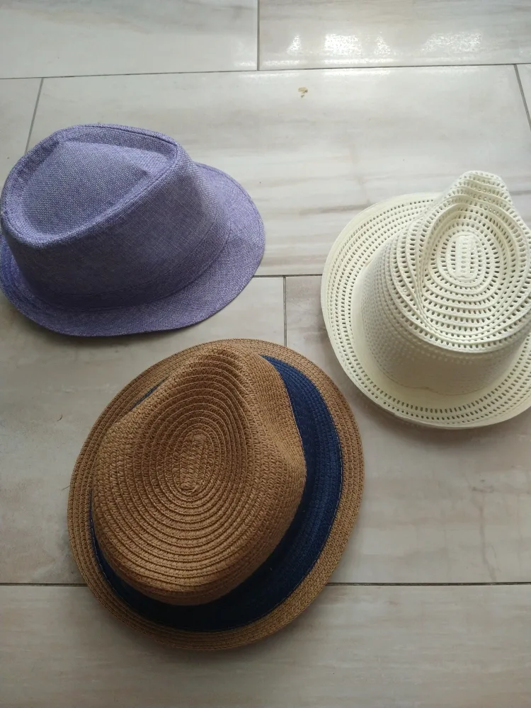 Assortment of  Hats - Bundle of 9 image indicator(5)