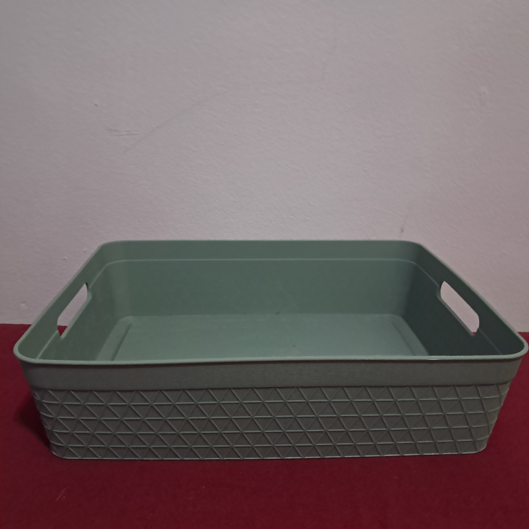 NEW  Plastic Storage Basket with Handles