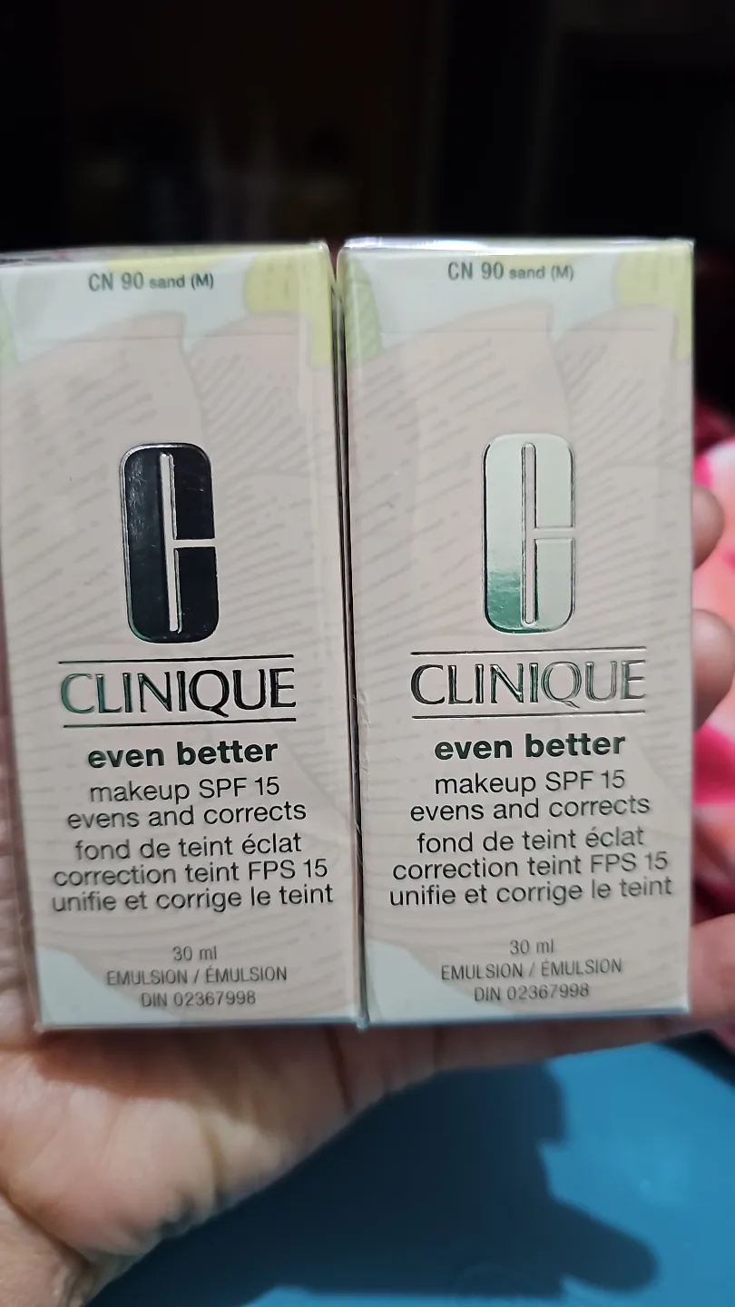Two Clinique Even Better Makeup SPF 15 (CN 90 Sand) thumbnail