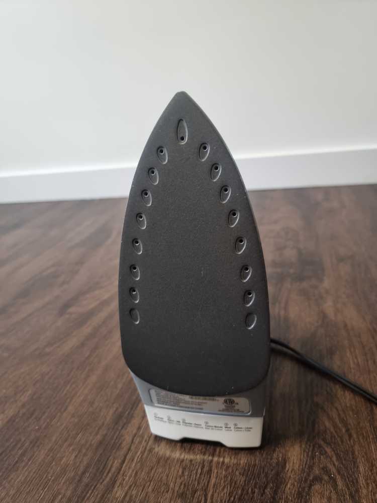 💚 Black+Decker Steam Iron 💚  - photo 2