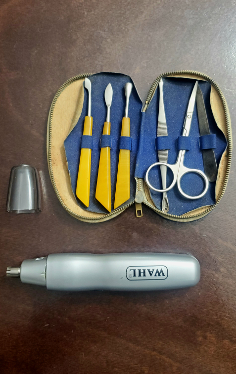 Vintage Manicure Set with Wahl Nose Trimmer