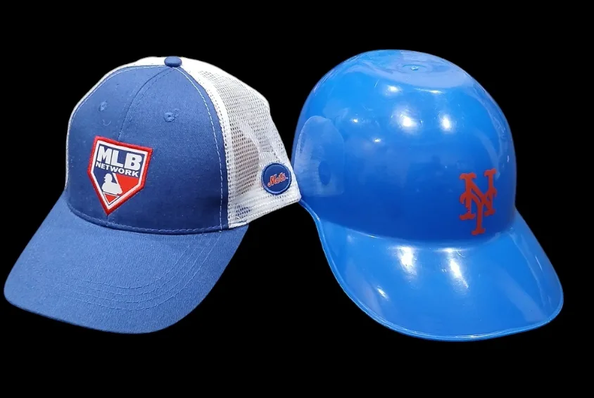 New York Mets Bundle: Hat, Helmet, and Dunkin' Donuts Mug image indicator(2)