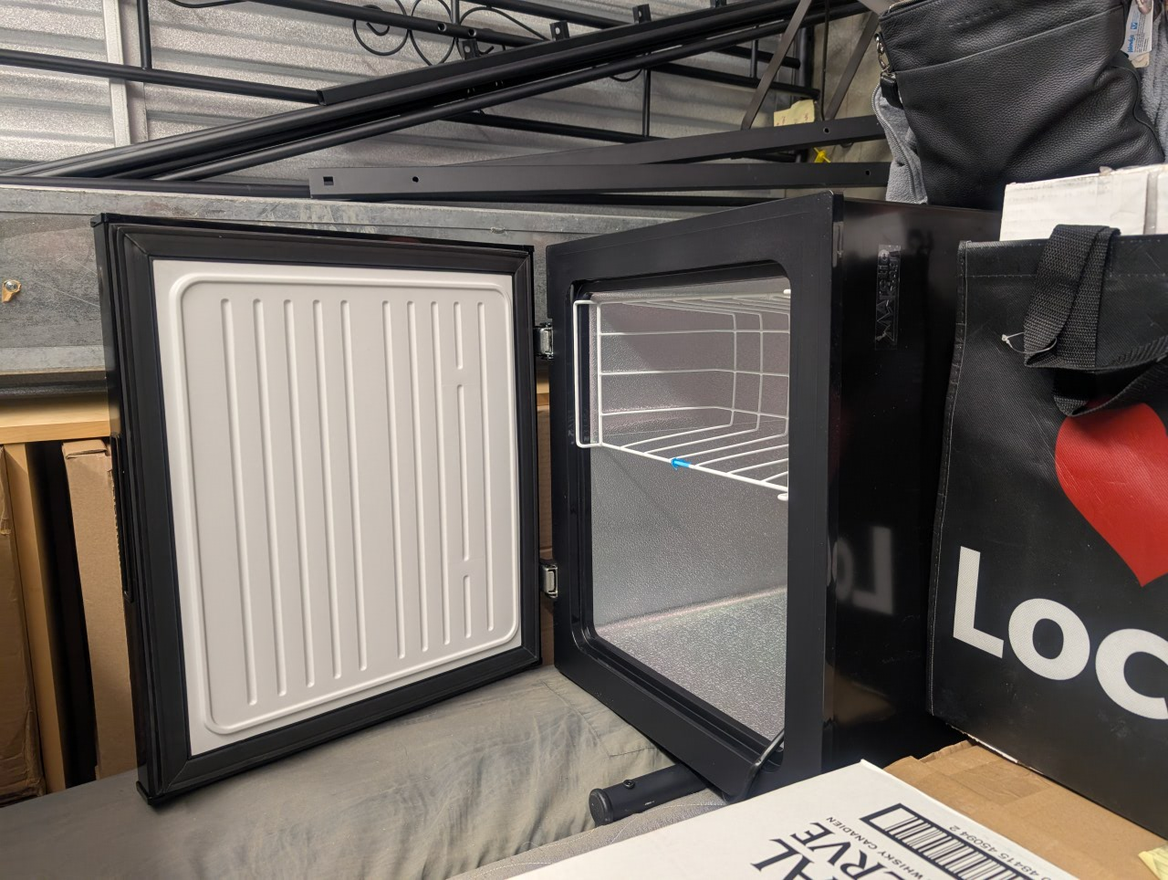 Artic king small black deep freezer