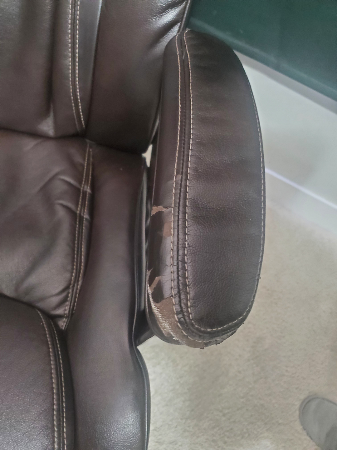 L shaped Desk & Office Chair - photo 5