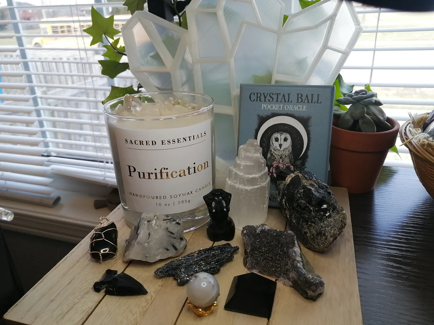 Sacred Essentials Purification Soy Wax Candle & Crystal Bundle - photo 2