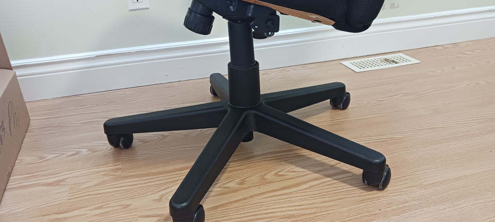 Black Office Chair with Armrests - photo 4